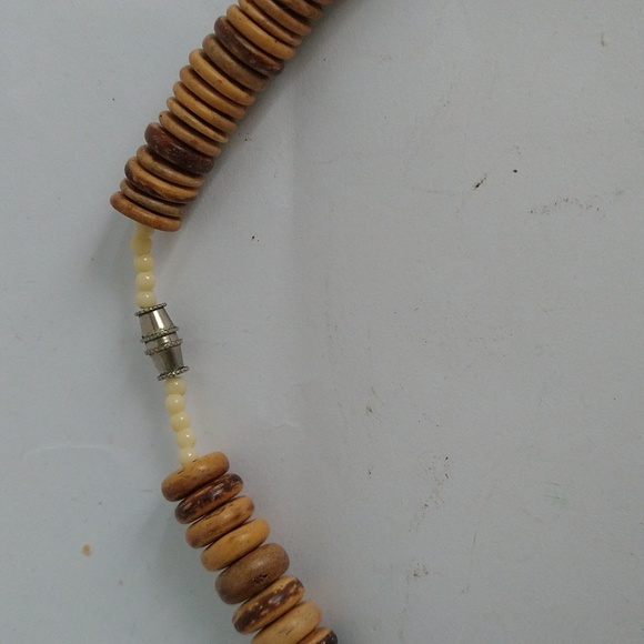 Vintage African Tribal Animal Safari Folk Art Long Necklace Carved Wood - Picture 6 of 7